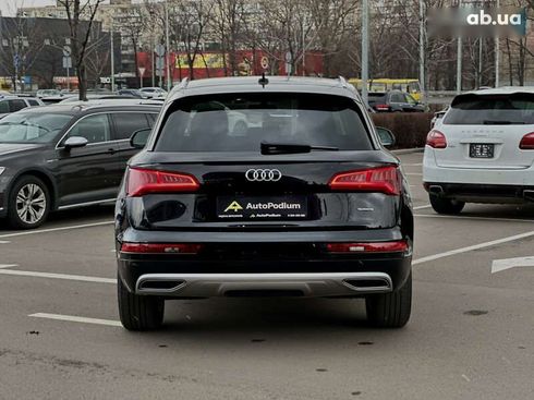 Audi Q5 2017 - фото 13