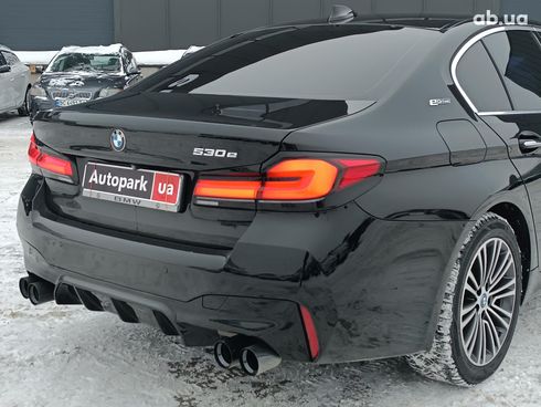 BMW 5 серия 2017 черный - фото 12