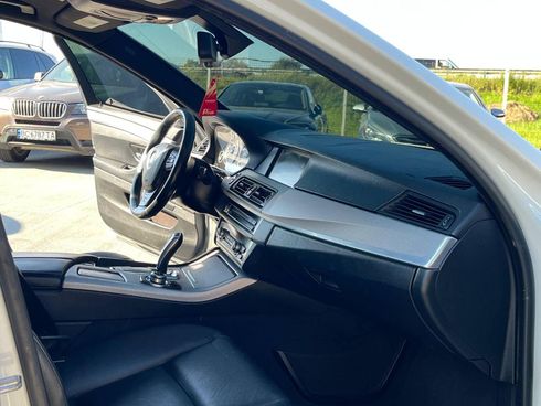 BMW 5 серия 2013 белый - фото 25