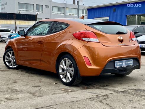 Hyundai Veloster 2016 коричневый - фото 12