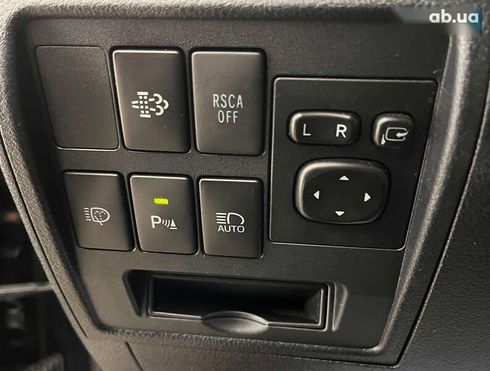 Toyota Land Cruiser 2017 - фото 22