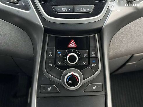 Hyundai Elantra 2014 - фото 25