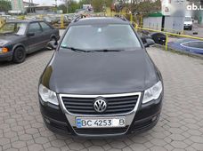 Продаж вживаних Volkswagen Passat 2010 року - купити на Автобазарі