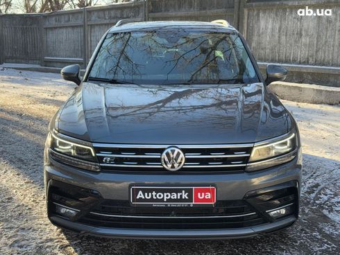 Volkswagen Tiguan 2020 серый - фото 3