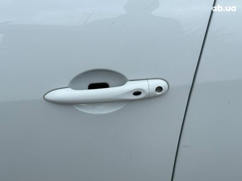 Renault Megane 2012 белый - фото 21