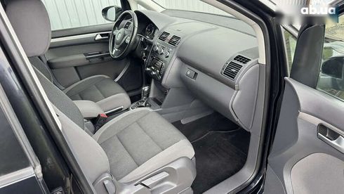 Volkswagen Touran 2013 - фото 21