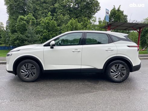 Nissan Qashqai 2022 белый - фото 12