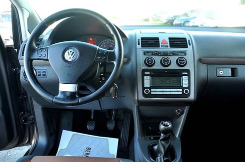 Volkswagen Cross Touran 2007 - фото 25
