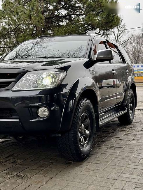 Toyota Fortuner 2007 - фото 6