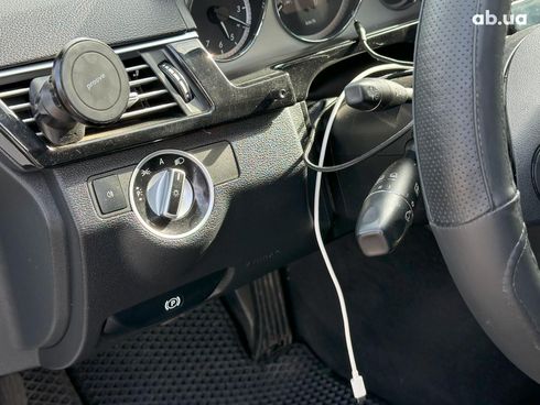 Mercedes-Benz E-Класс 2011 белый - фото 23