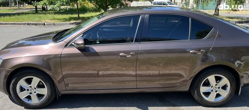 Skoda Octavia 2016 коричневый - фото 2