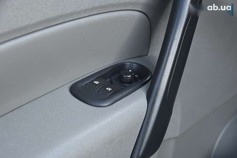 Renault Kangoo 2010 - фото 18