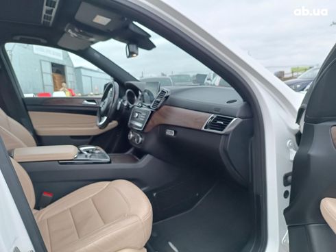 Mercedes-Benz GLS-Класс 2017 белый - фото 46