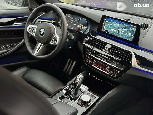 BMW 5 серия 2017 - фото 20