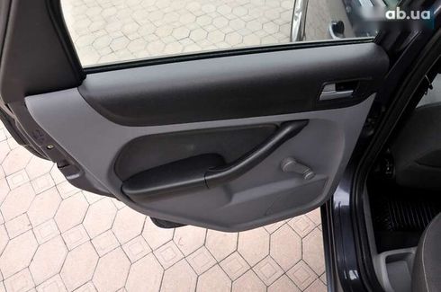 Ford Focus 2009 - фото 18