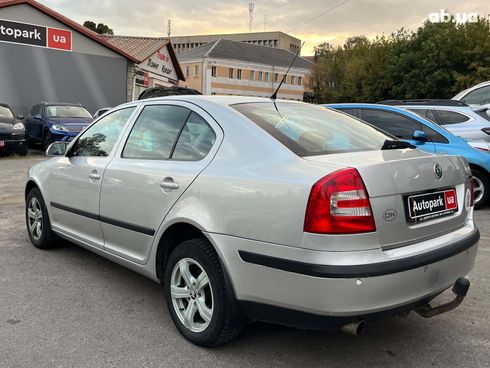 Skoda Octavia 2005 серый - фото 15