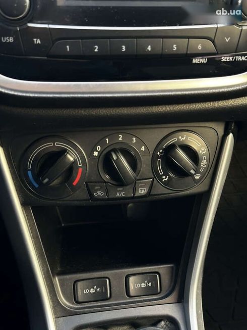 Suzuki SX4 2017 - фото 12