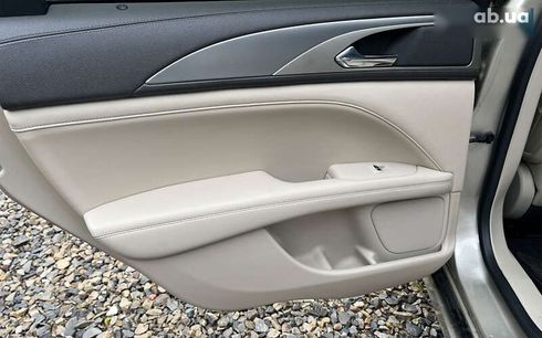 Lincoln MKZ 2017 - фото 17