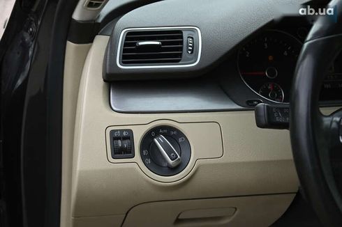 Volkswagen Passat 2011 - фото 14