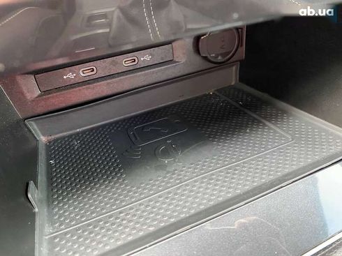 Volkswagen Tiguan 2021 - фото 20