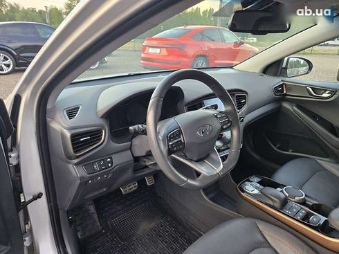 Hyundai Ioniq 2019 - фото 18