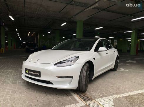 Tesla Model 3 2023 - фото 28