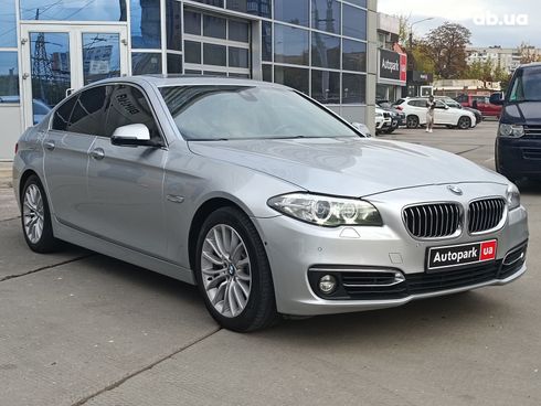 BMW 5 серия 2014 серый - фото 12