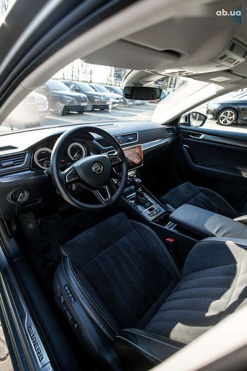 Skoda Superb 2020 - фото 21