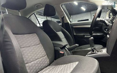 Skoda Octavia 2012 - фото 18