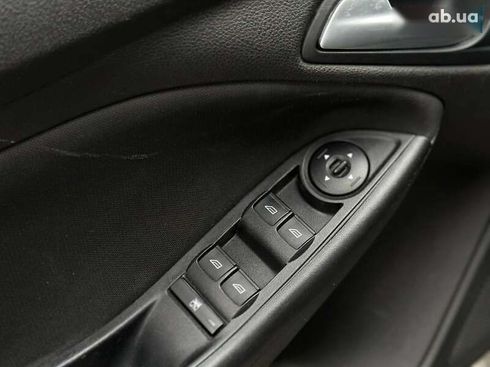 Ford Focus 2016 - фото 18
