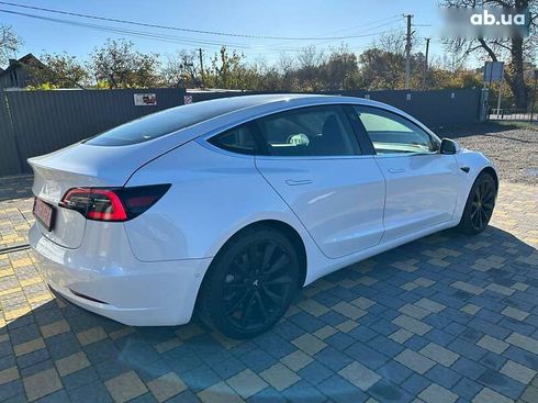 Tesla Model 3 2020 - фото 5