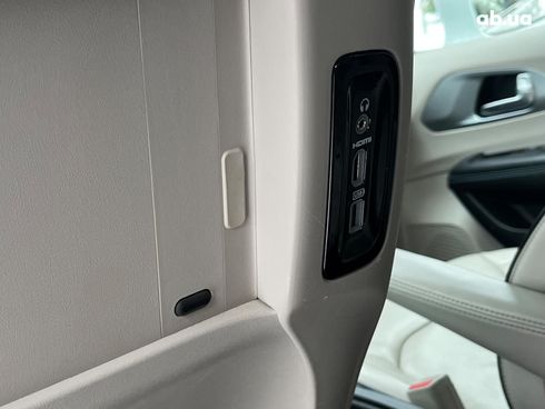 Chrysler Pacifica 2017 белый - фото 29