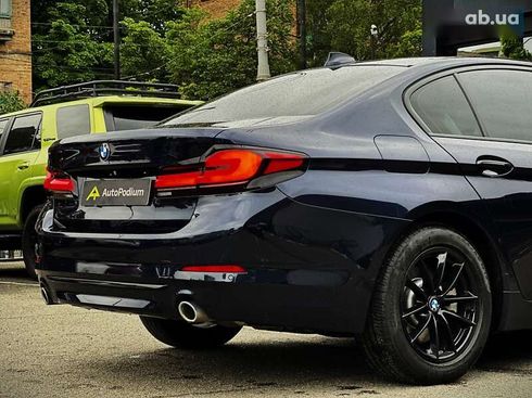 BMW 5 серия 2016 - фото 14