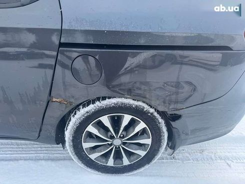 Kia Carnival 2017 - фото 8