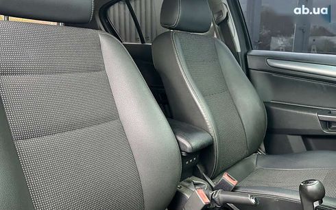 Opel Astra 2010 - фото 22