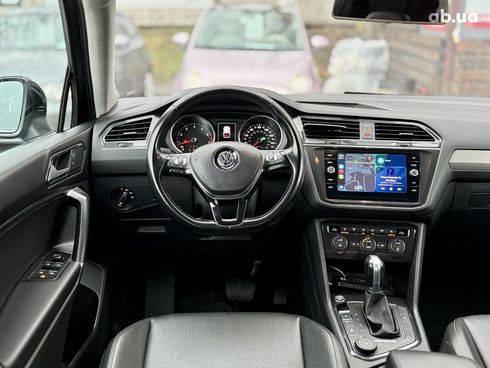 Volkswagen Tiguan 2018 черный - фото 15