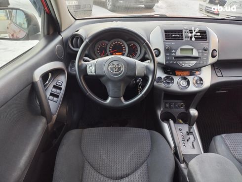 Toyota RAV4 2007 красный - фото 29