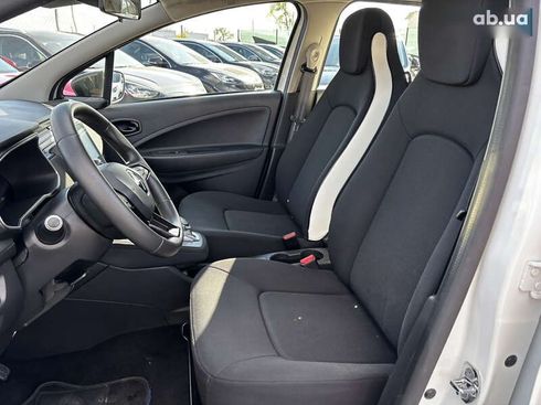 Renault Zoe 2020 - фото 13