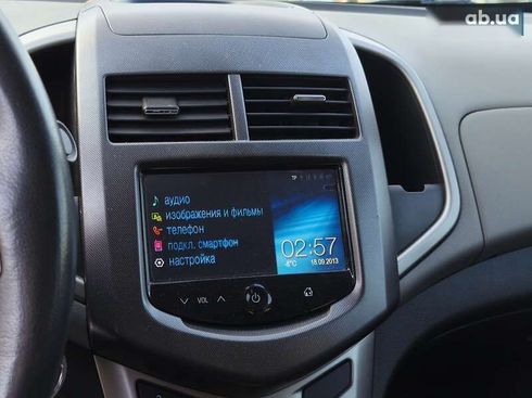 Chevrolet Aveo 2014 - фото 18