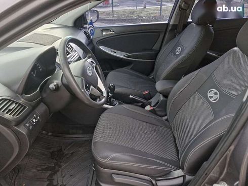 Hyundai Accent 2011 - фото 12