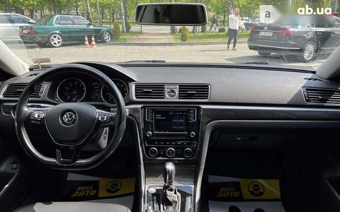 Volkswagen Passat 2017 - фото 24