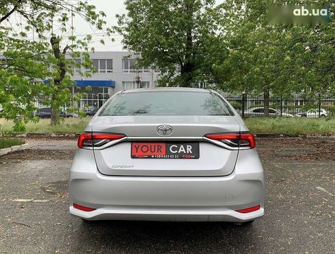 Toyota Corolla 2020 - фото 16