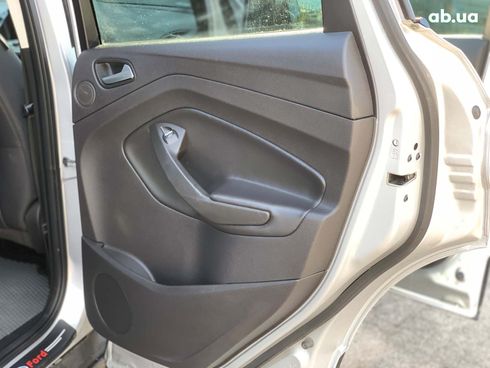 Ford Escape 2017 серый - фото 25