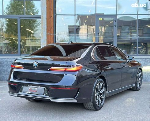 BMW 7 серия 2023 - фото 7