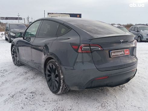 Tesla Model Y 2022 серый - фото 6