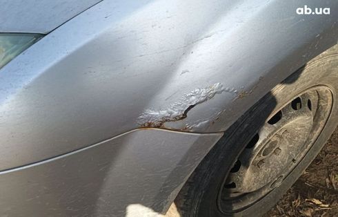 Ford Focus 2005 серый - фото 11