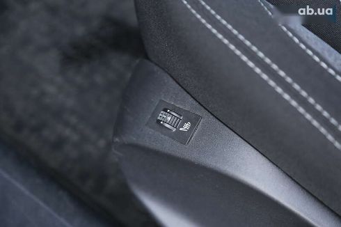 Peugeot 2008 2017 - фото 12