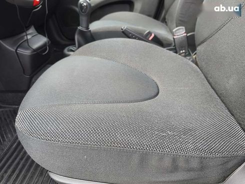 Nissan Micra 2005 - фото 10