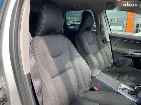 Volvo XC60 2017 - фото 25
