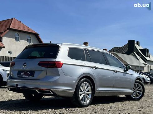 Volkswagen Passat 2022 - фото 8